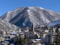 Viaggio tra le meraviglie dei Parchi d’Abruzzo -  Itinerario nel cuore verde d’ Europa tra natura, storia, arte, sapori e colori